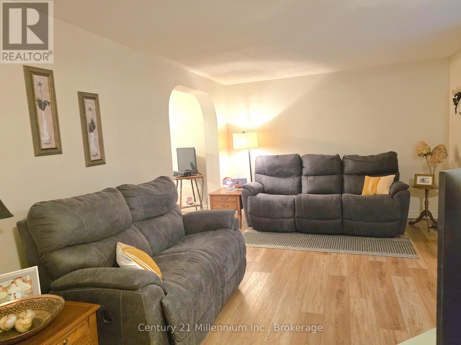 681 Wheeler Street, Huron-Kinloss, Ontario  N0G 2H0 - Photo 10 - X13123662