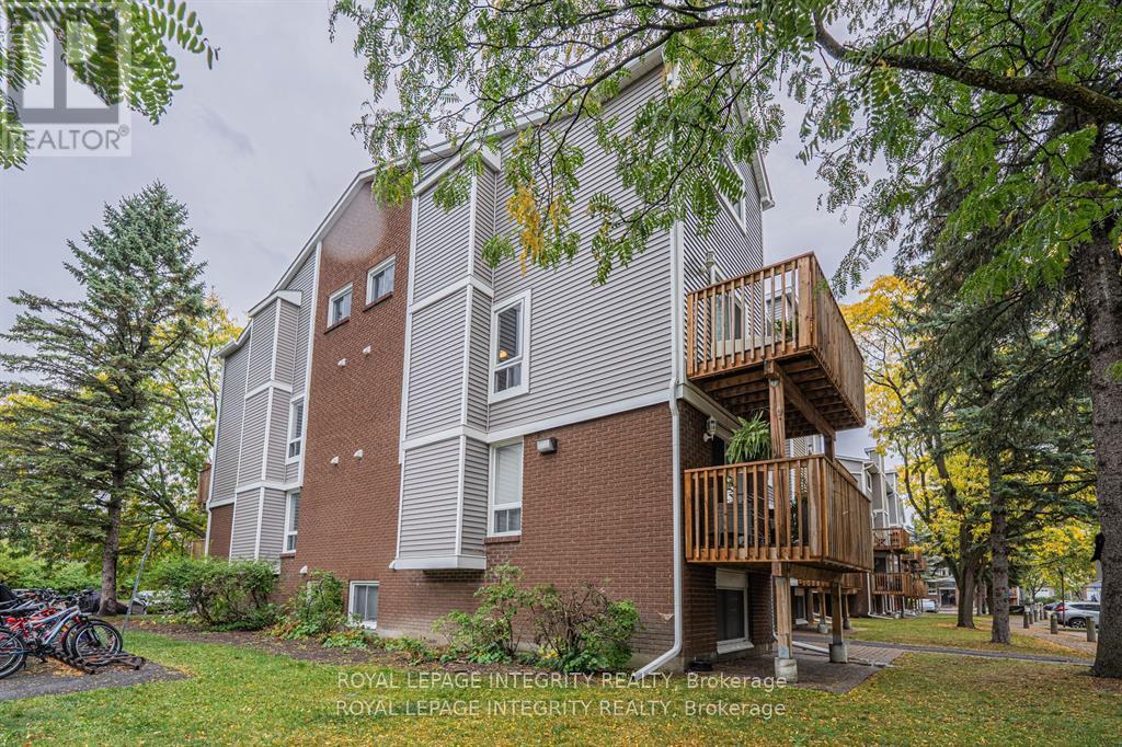 5 - 400 Fenerty Court, Ottawa, Ontario  K2L 3A9 - Photo 3 - X13123410