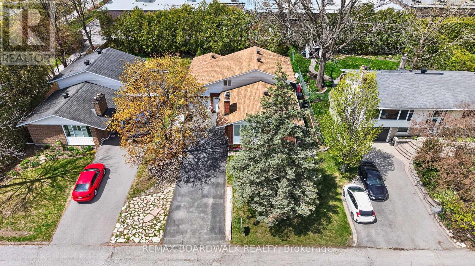 189 BANNING ROAD, Ottawa, Ontario
