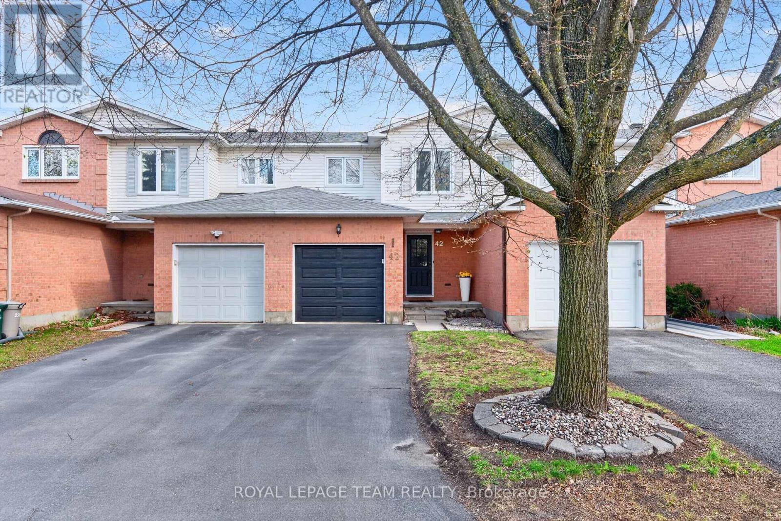 42 BATON COURT, Ottawa, Ontario