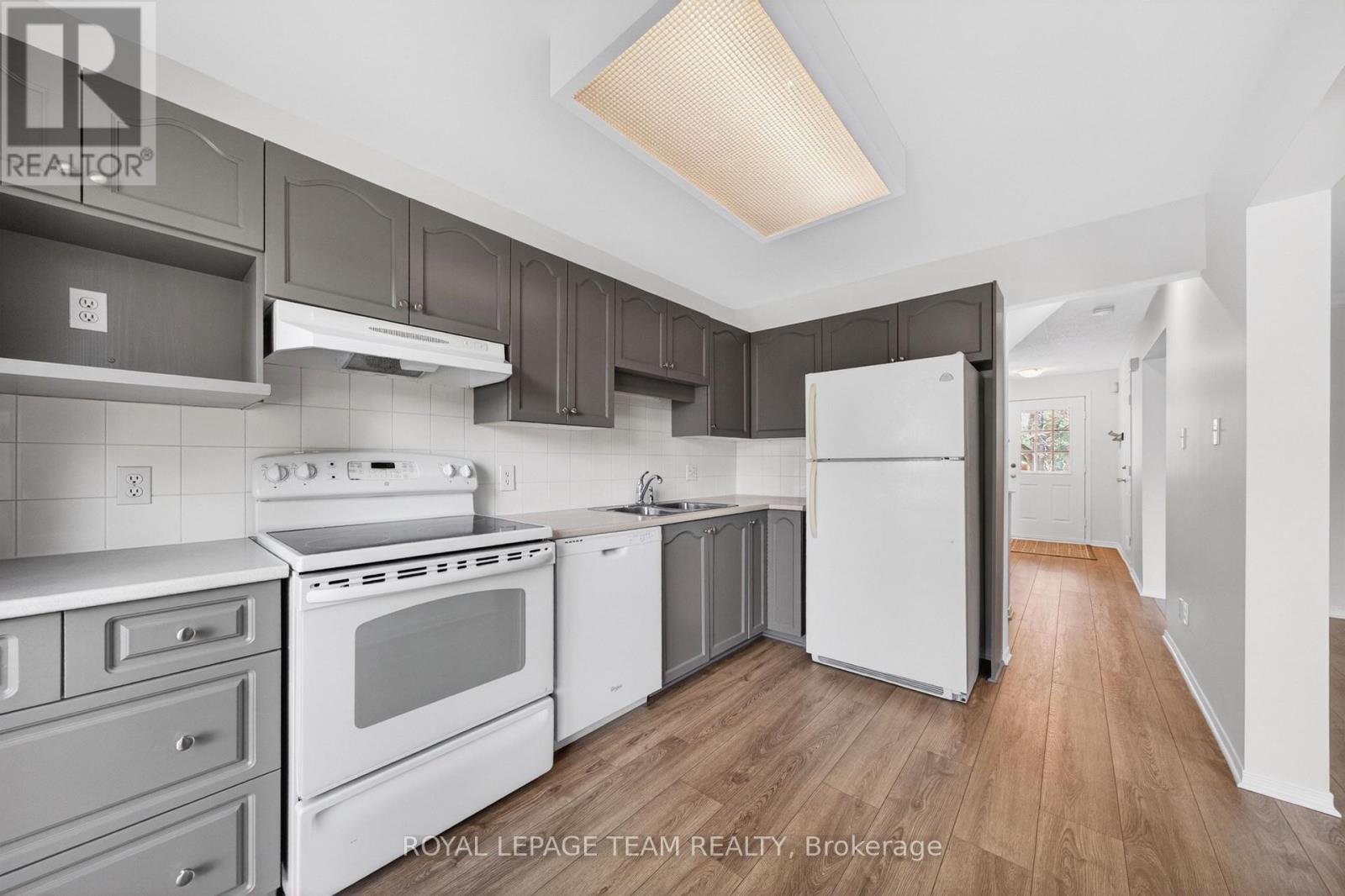42 Baton Court, Ottawa, Ontario  K2L 4C8 - Photo 17 - X13123486