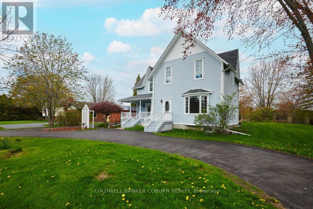 11719 Lakeshore Drive, South Dundas, Ontario  K0C 1X0 - Photo 2 - X13123522