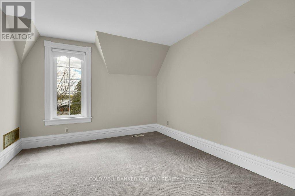 11719 Lakeshore Drive, South Dundas, Ontario  K0C 1X0 - Photo 22 - X13123522