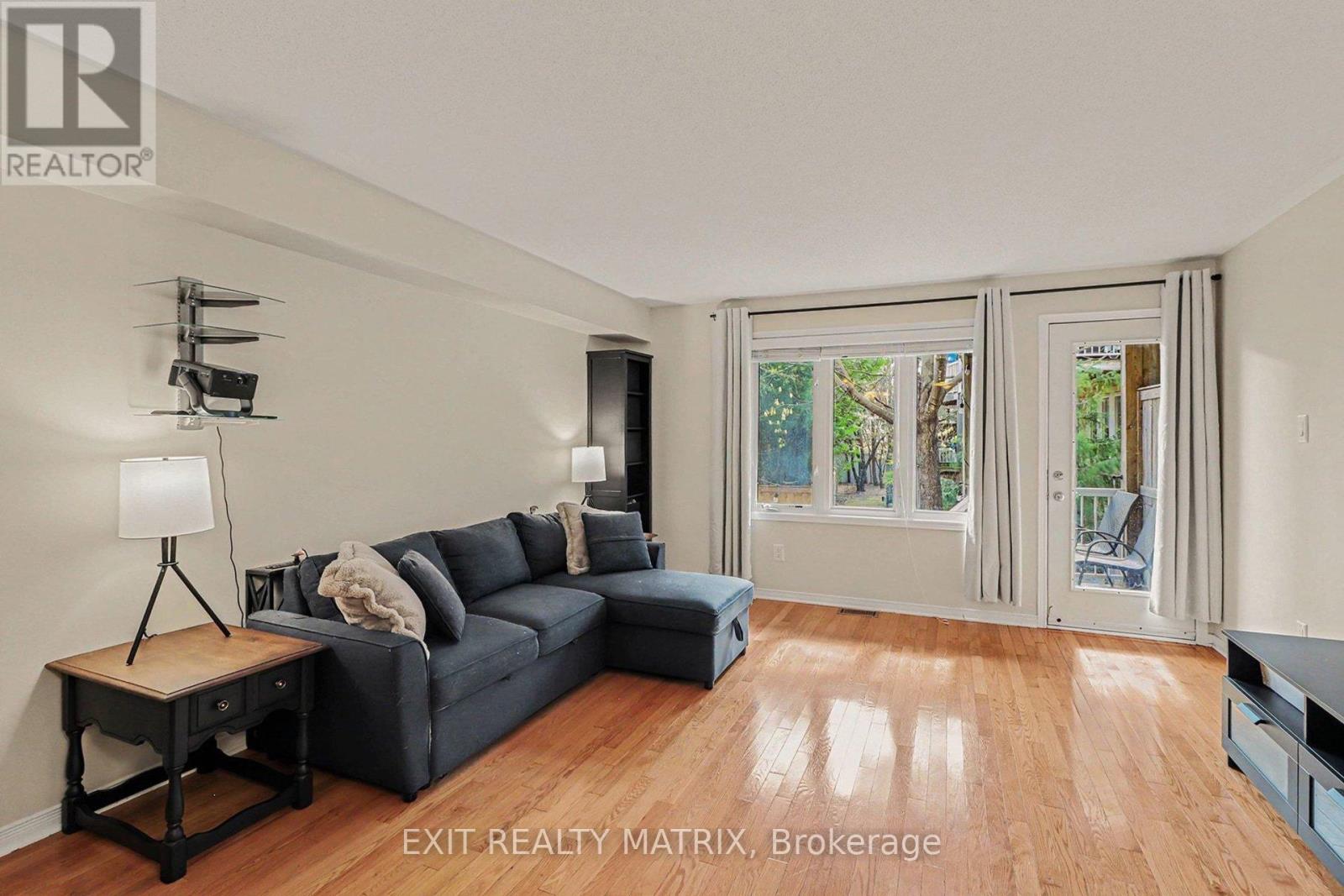 88 Strathaven Private, Ottawa, Ontario  K1J 1K7 - Photo 7 - X13123570
