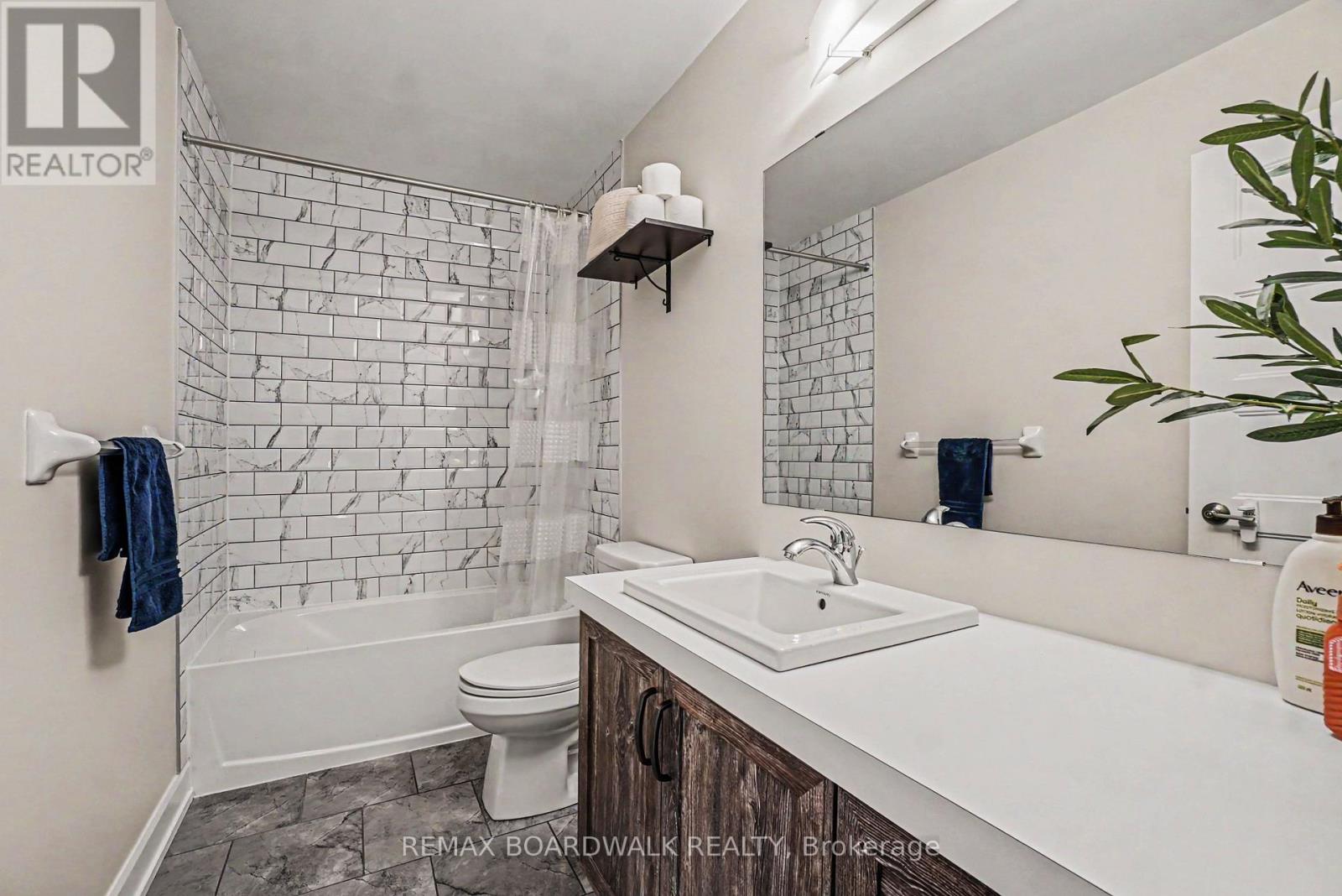 737 Azure Street, Russell, Ontario  K4R 0E6 - Photo 26 - X13123574
