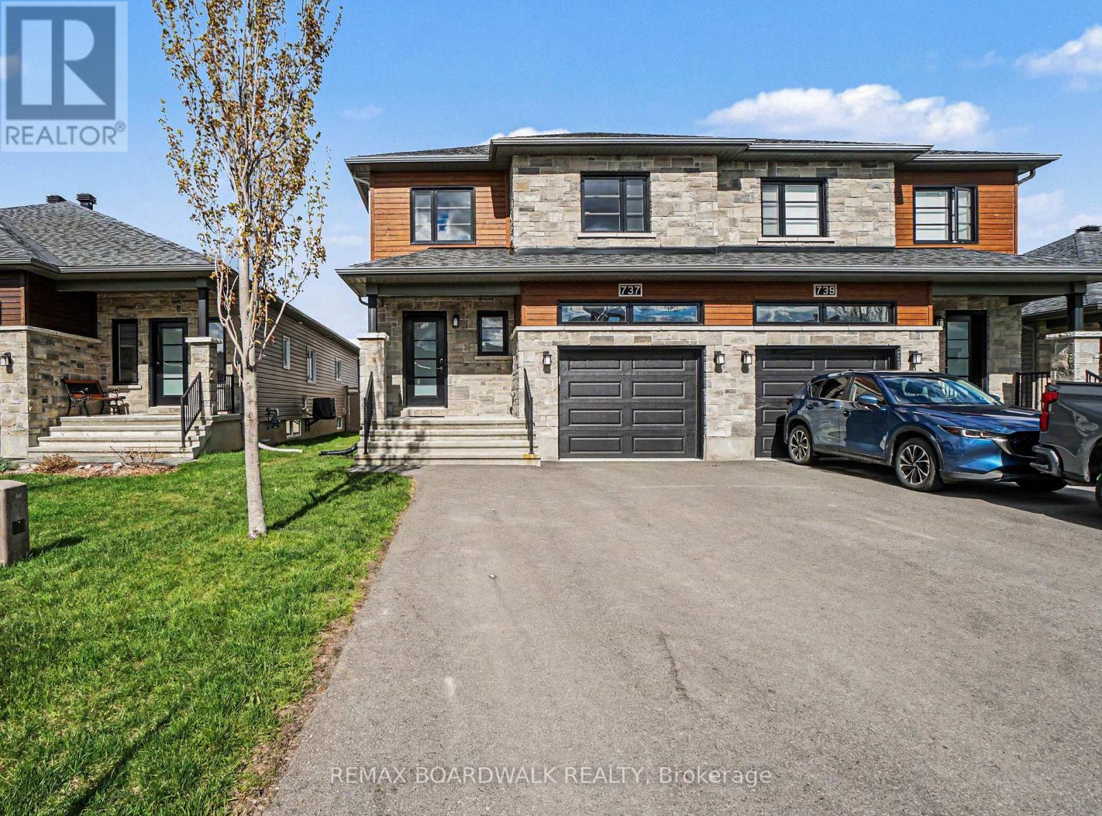 737 Azure Street, Russell, Ontario  K4R 0E6 - Photo 3 - X13123574
