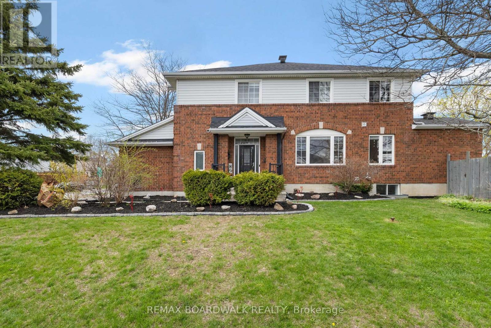 1197 Lichen Avenue, Ottawa, Ontario  K4A 4A5 - Photo 2 - X13123584