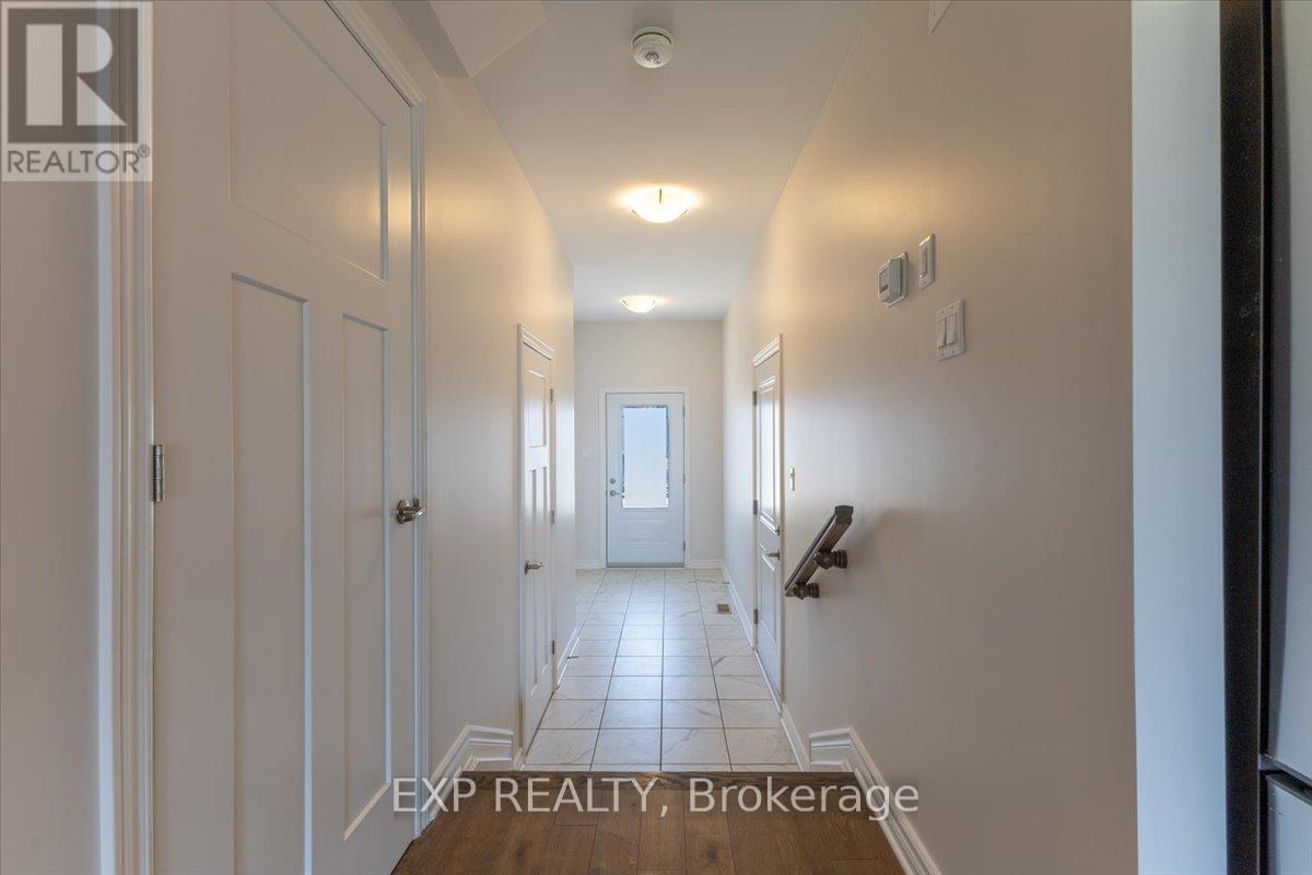 80 O Donovan Drive, Carleton Place, Ontario  K7C 0S2 - Photo 4 - X13123686