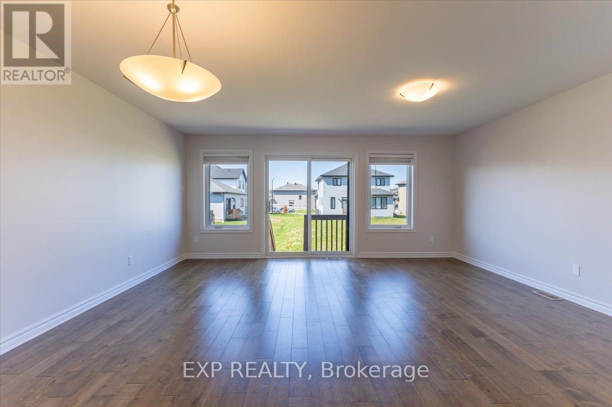 80 O Donovan Drive, Carleton Place, Ontario  K7C 0S2 - Photo 8 - X13123686
