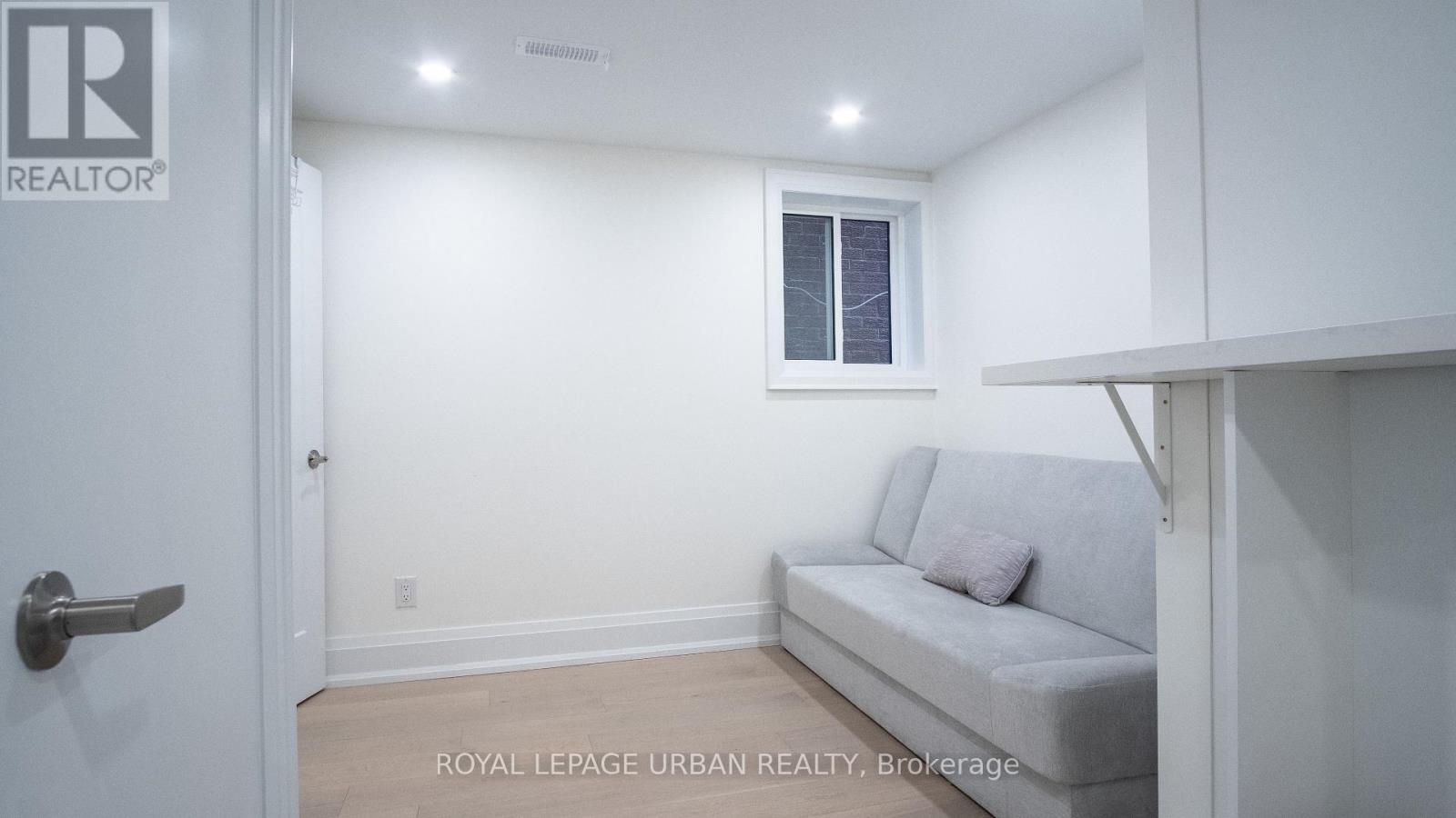 434 Westmount Avenue, Toronto, Ontario  M6E 3N5 - Photo 29 - C13123178
