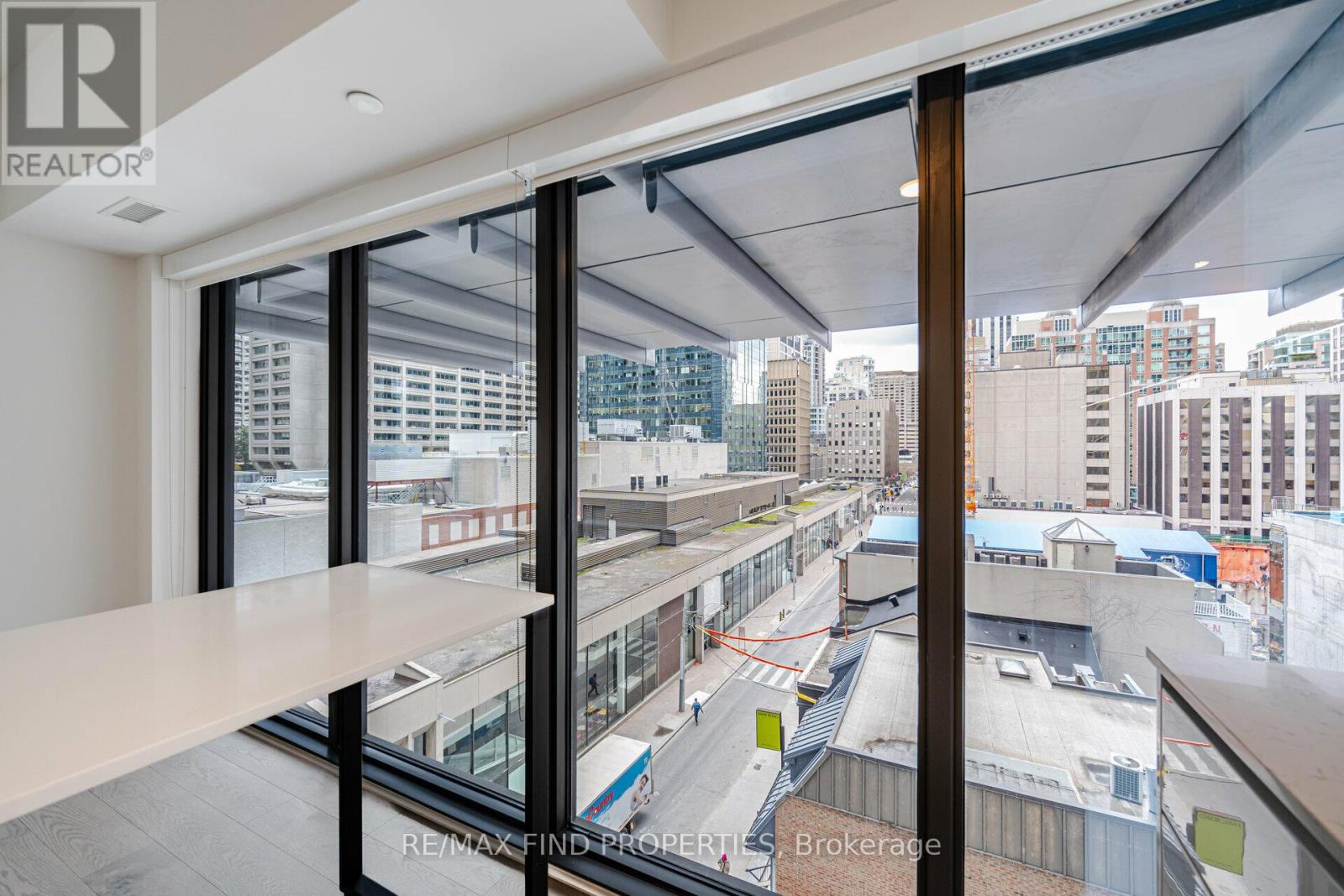 602 - 8 Cumberland Street, Toronto, Ontario  M4W 0B6 - Photo 11 - C13123474