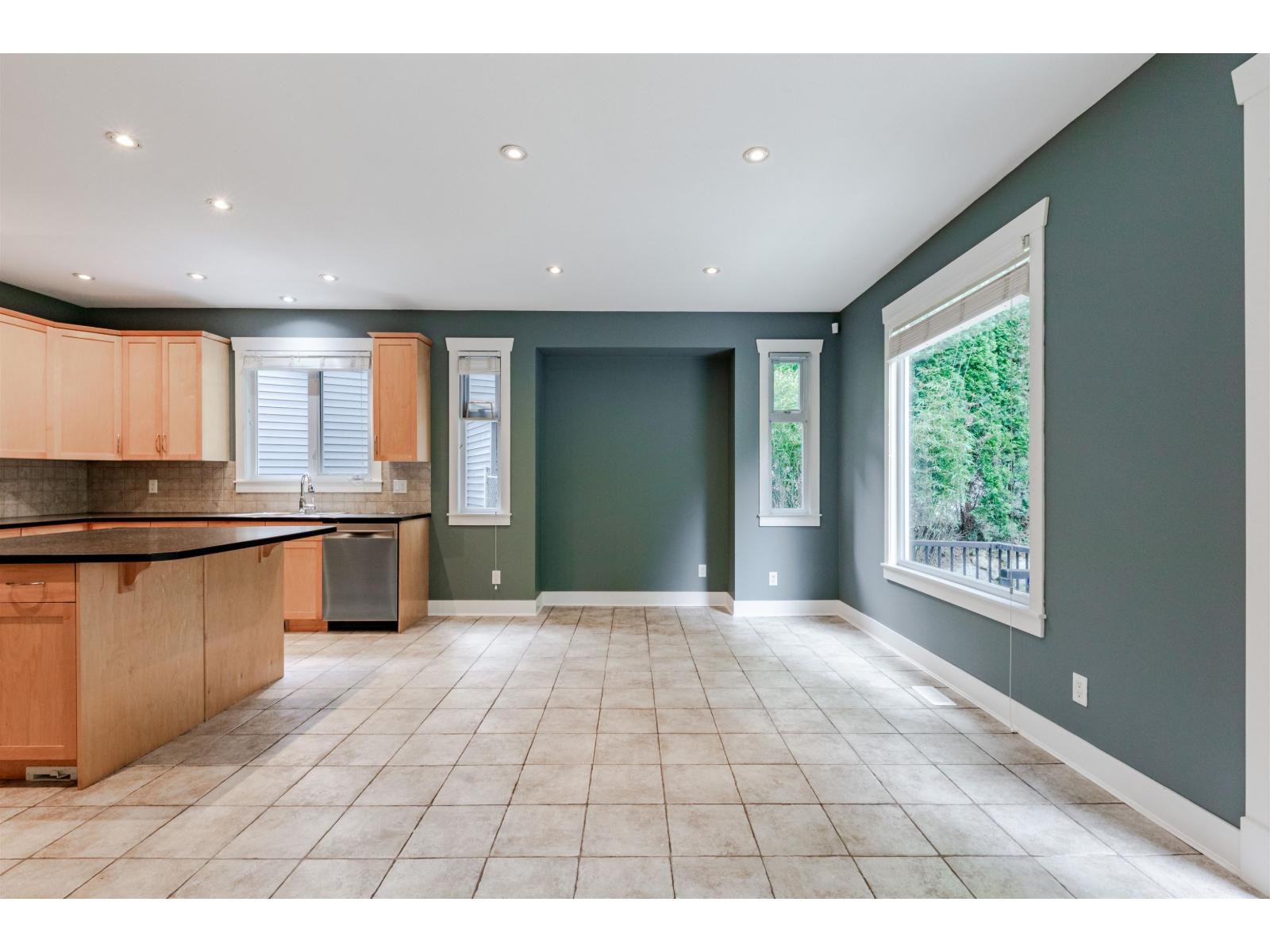 14650 61a Avenue, Surrey, British Columbia  V3S 6N4 - Photo 12 - R3122160