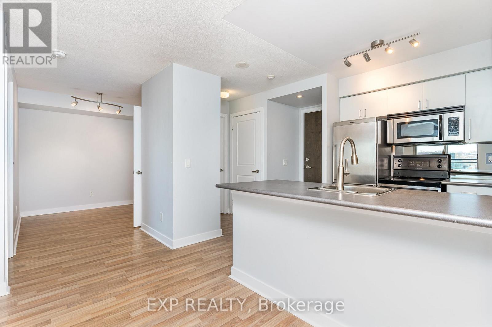 1810 - 50 Lynn Williams Street, Toronto, Ontario  M6K 3R9 - Photo 7 - C13123560