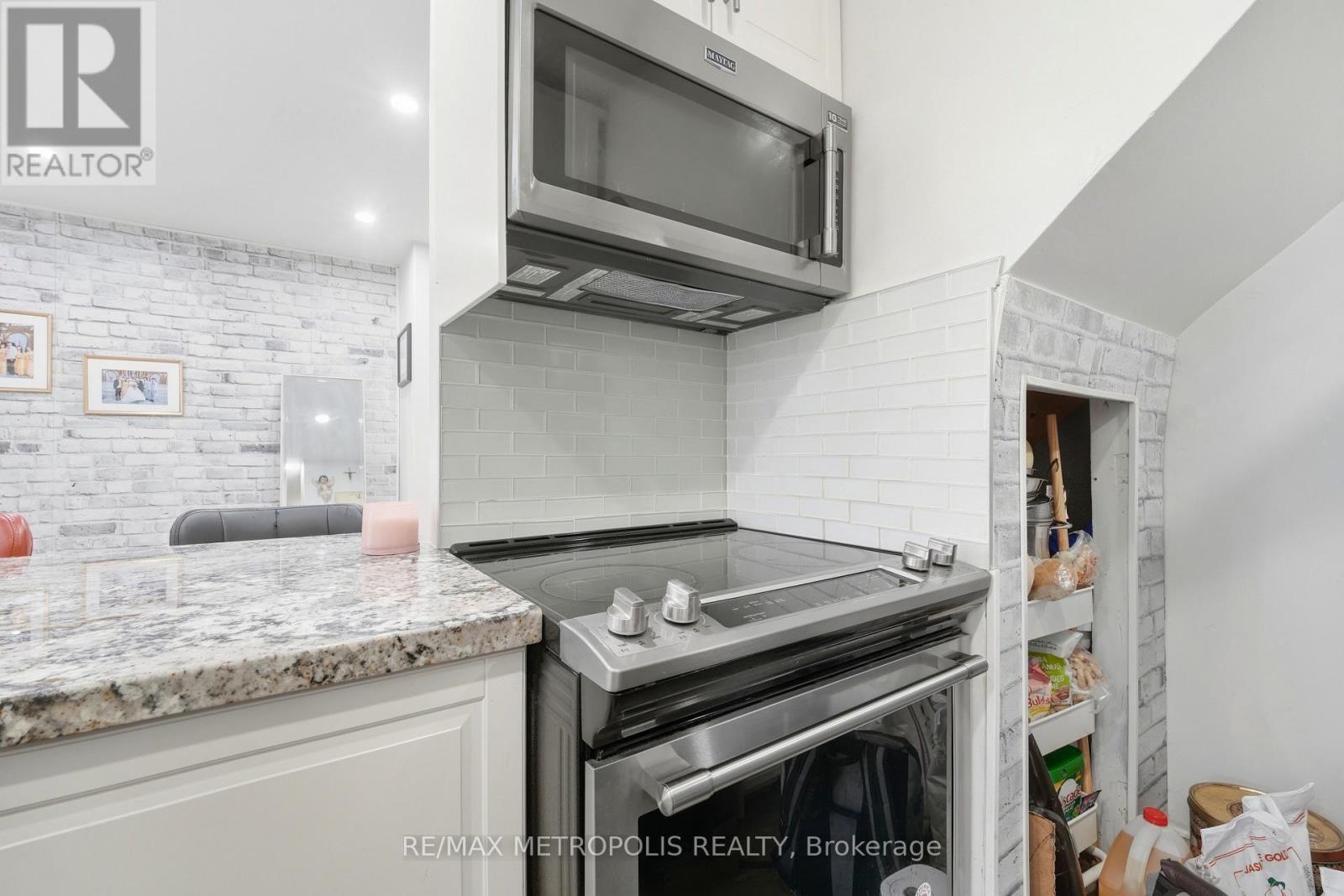 205 - 5877 Bathurst Street, Toronto, Ontario  M2R 1Y7 - Photo 14 - C13123674