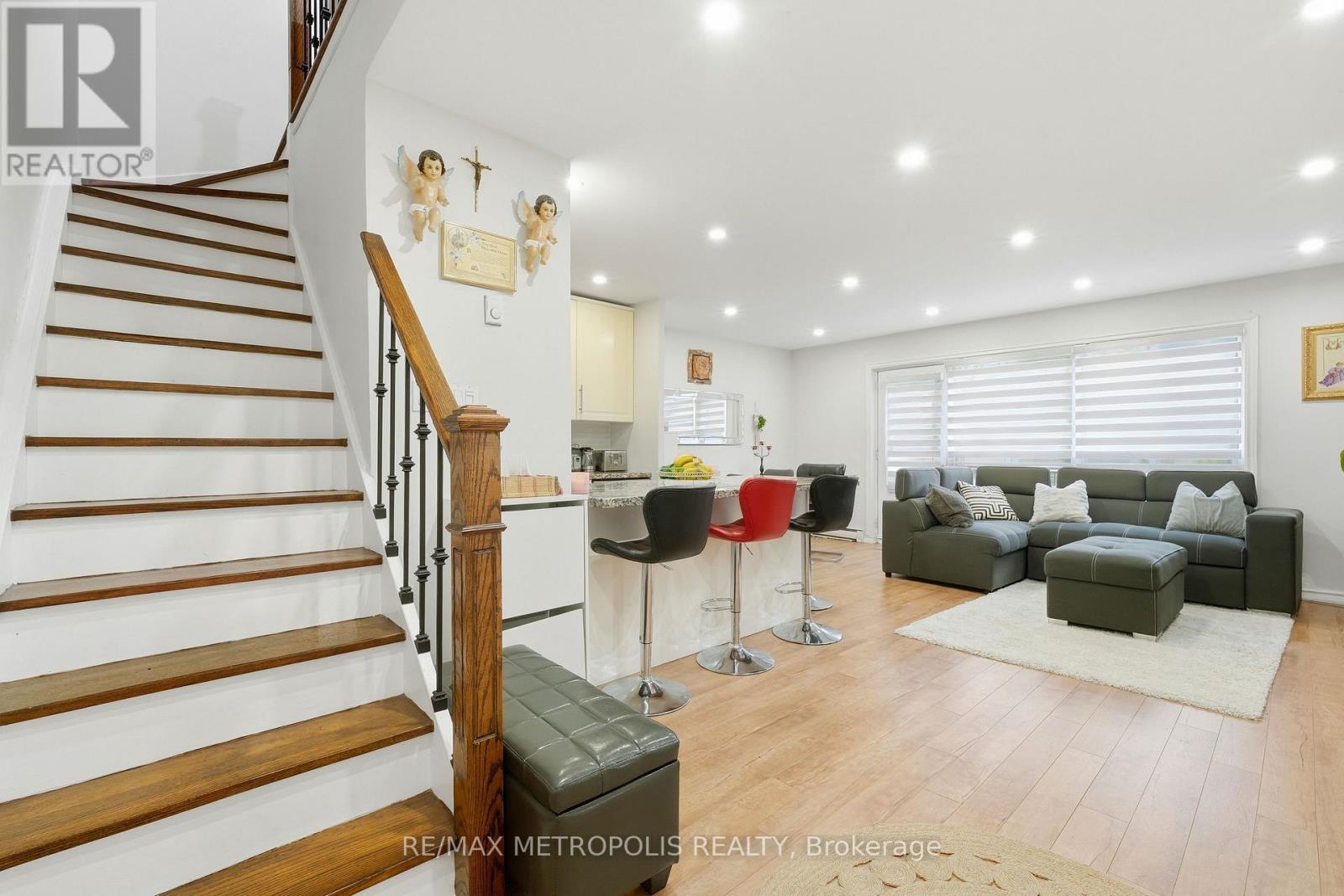 205 - 5877 Bathurst Street, Toronto, Ontario  M2R 1Y7 - Photo 5 - C13123674