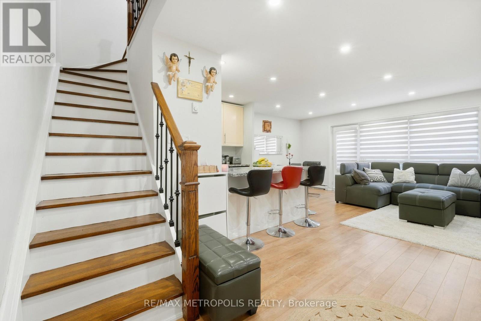 205 - 5877 Bathurst Street, Toronto, Ontario  M2R 1Y7 - Photo 6 - C13123674