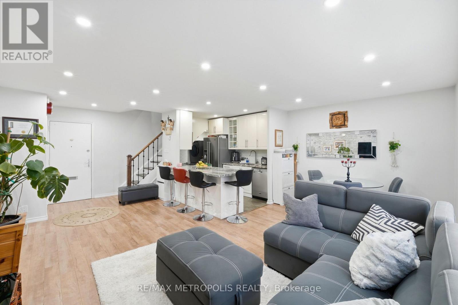 205 - 5877 Bathurst Street, Toronto, Ontario  M2R 1Y7 - Photo 9 - C13123674
