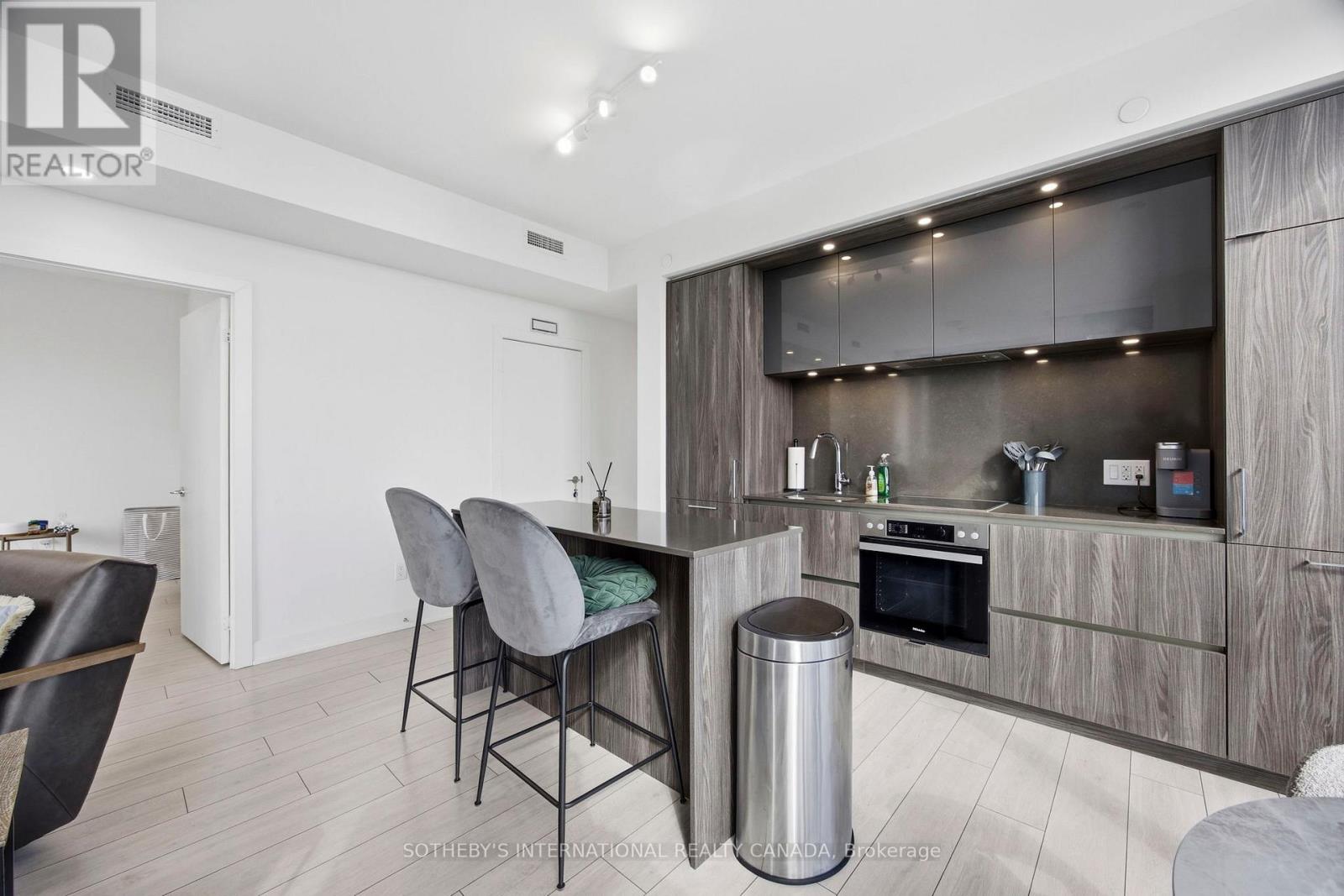 2410 - 35 Mercer Street, Toronto, Ontario  M5V 0V1 - Photo 11 - C13123704