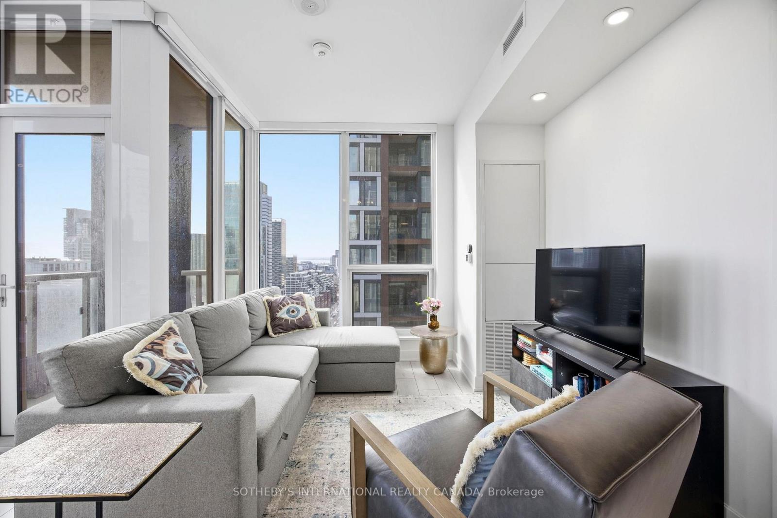 2410 - 35 Mercer Street, Toronto, Ontario  M5V 0V1 - Photo 13 - C13123704