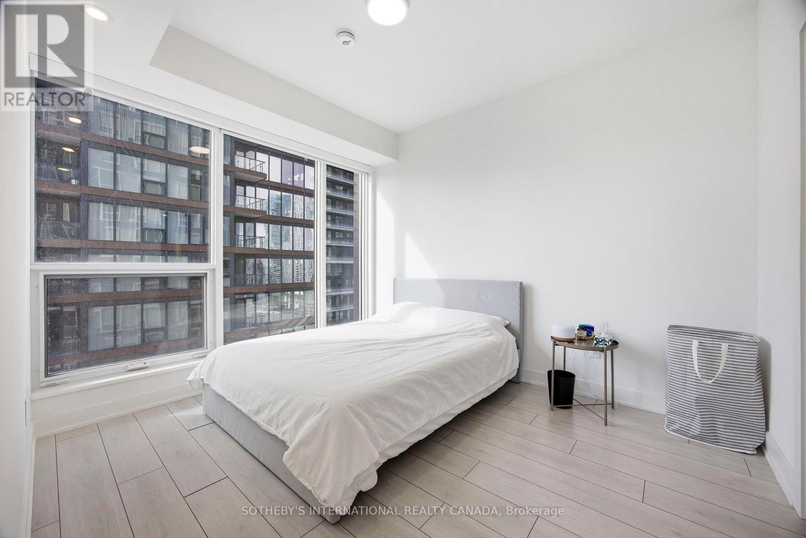2410 - 35 Mercer Street, Toronto, Ontario  M5V 0V1 - Photo 20 - C13123704