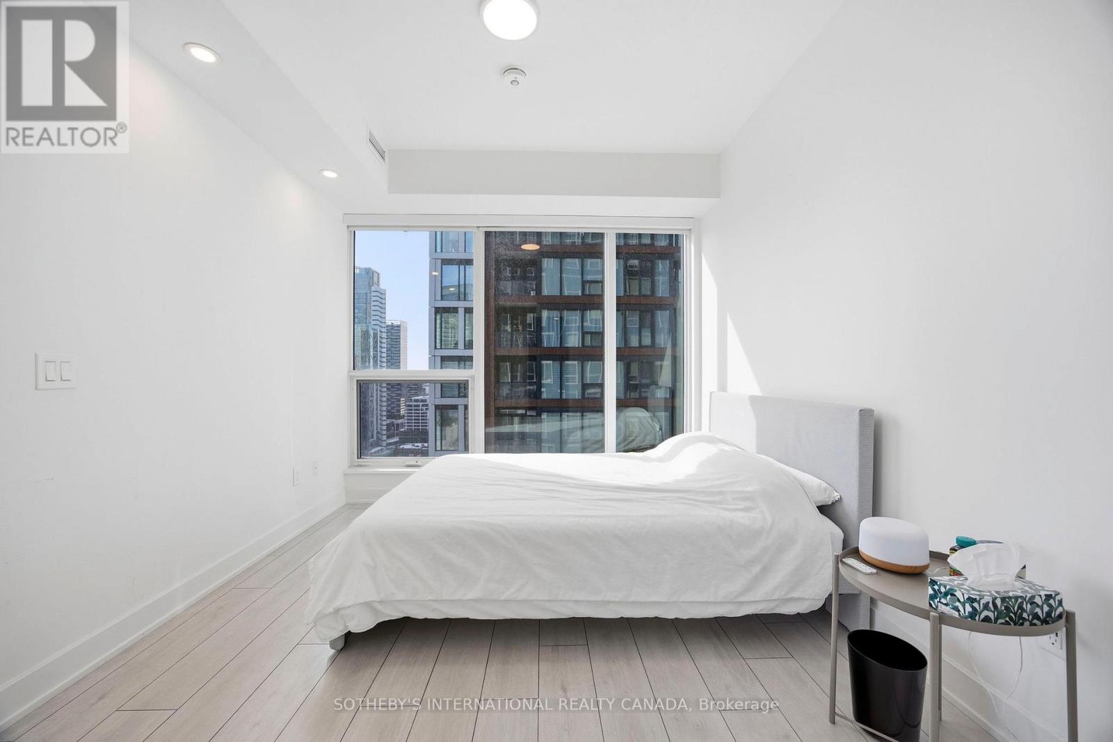 2410 - 35 Mercer Street, Toronto, Ontario  M5V 0V1 - Photo 21 - C13123704