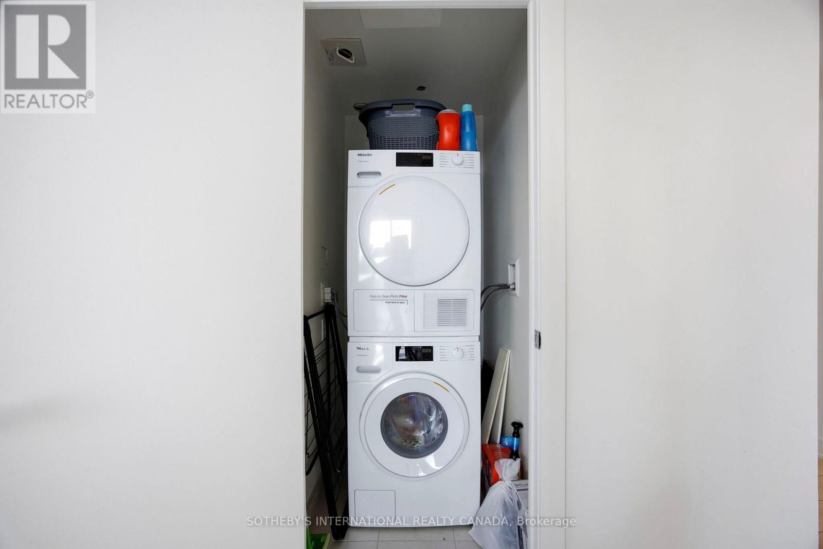 2410 - 35 Mercer Street, Toronto, Ontario  M5V 0V1 - Photo 28 - C13123704