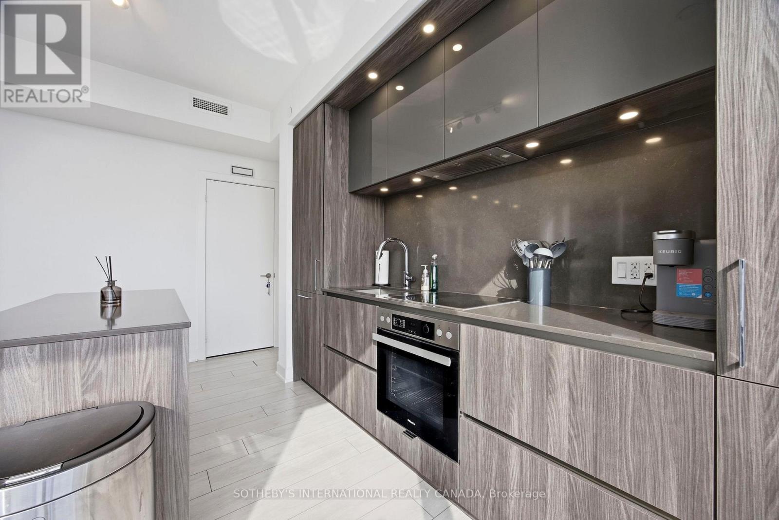 2410 - 35 Mercer Street, Toronto, Ontario  M5V 0V1 - Photo 7 - C13123704