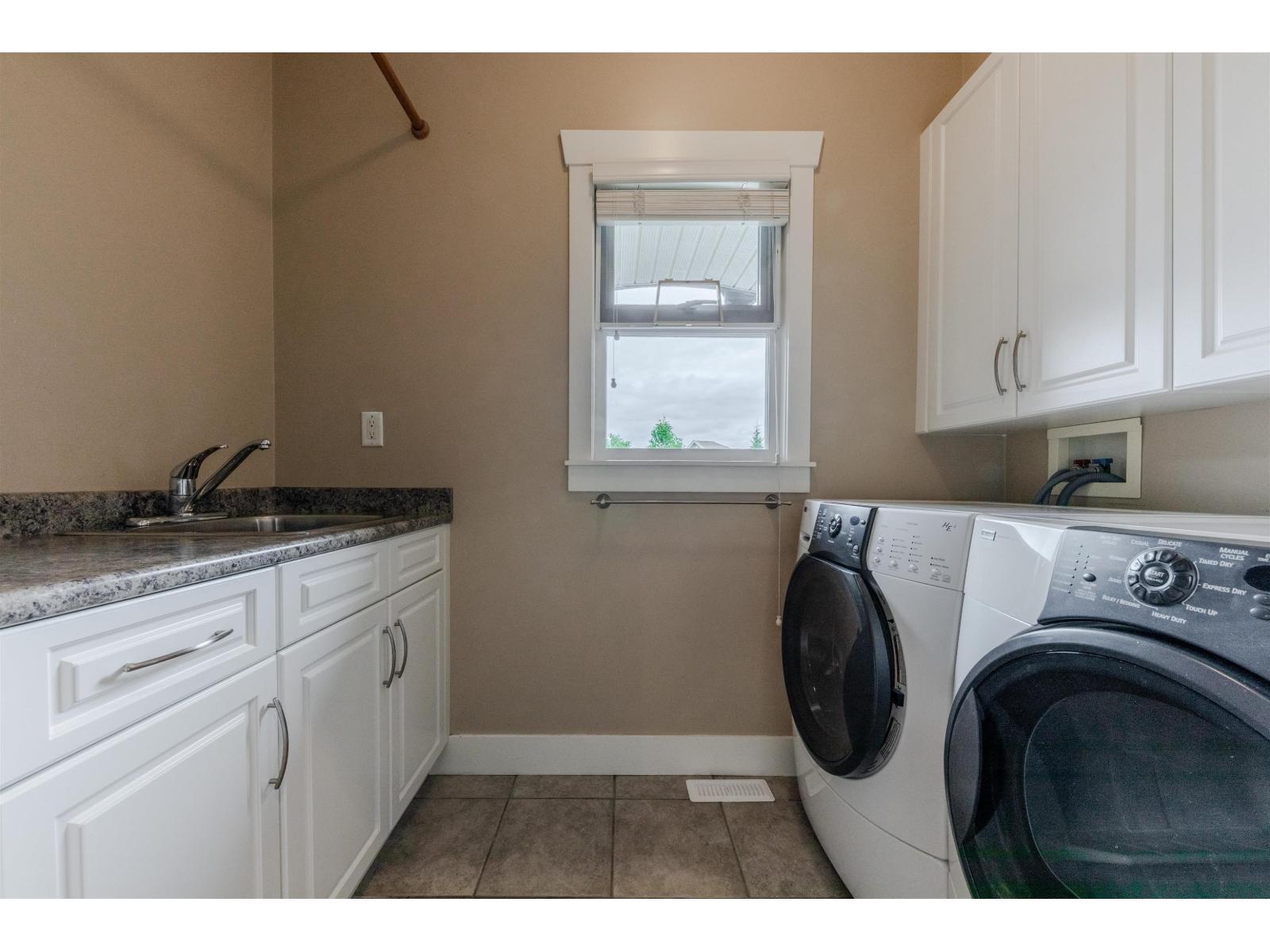 14650 61a Avenue, Surrey, British Columbia  V3S 6N4 - Photo 15 - R3122160