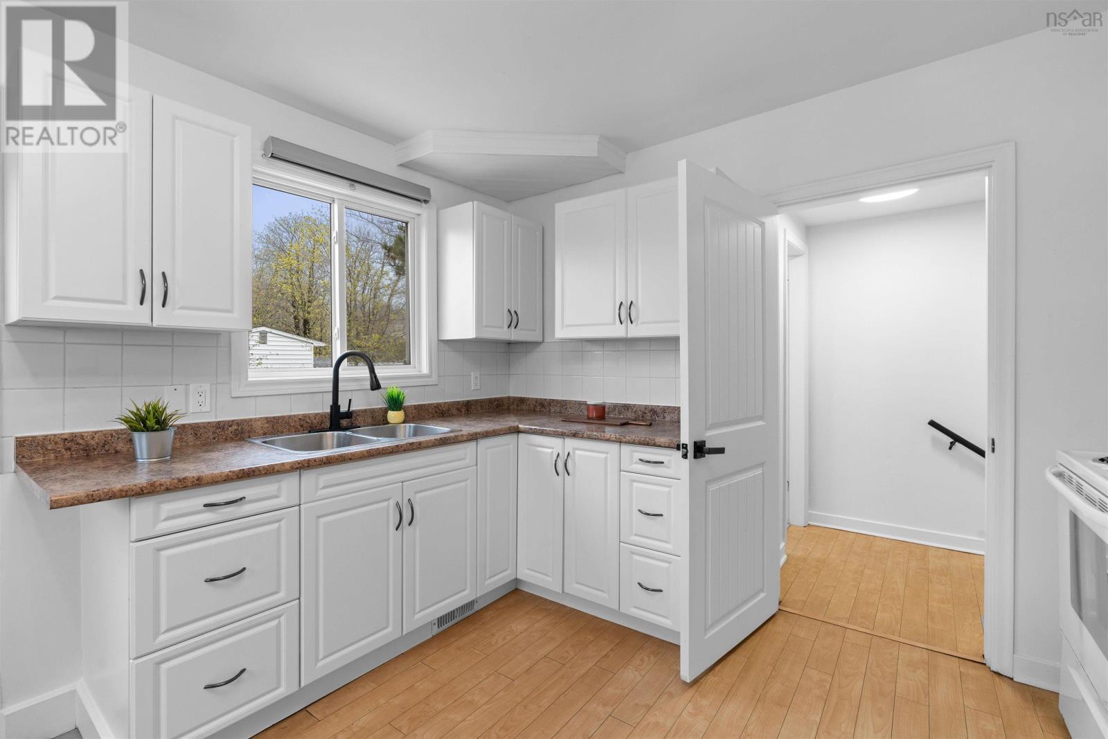 56a Belle Vista Drive, Dartmouth, Nova Scotia  B2W 2X3 - Photo 11 - 202610718