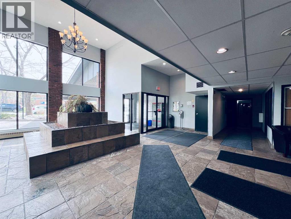 114, 550 Westwood Drive Sw, Calgary, Alberta  T3E 3V6 - Photo 5 - A2310328