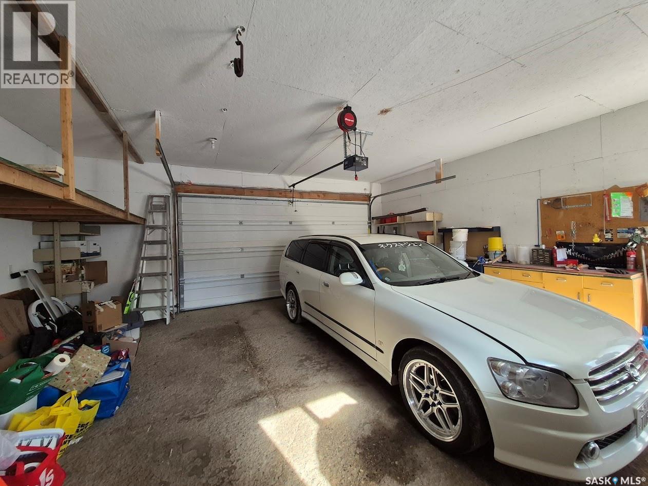 203 4th Avenue S, Yorkton, Saskatchewan  S3N 1B7 - Photo 29 - SK035864