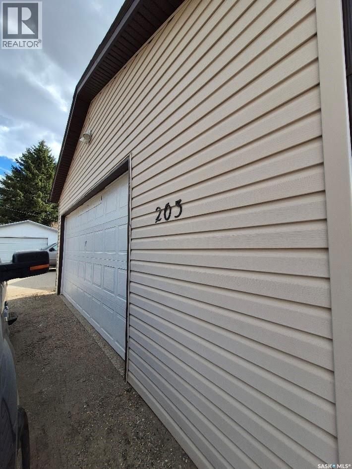 203 4th Avenue S, Yorkton, Saskatchewan  S3N 1B7 - Photo 31 - SK035864