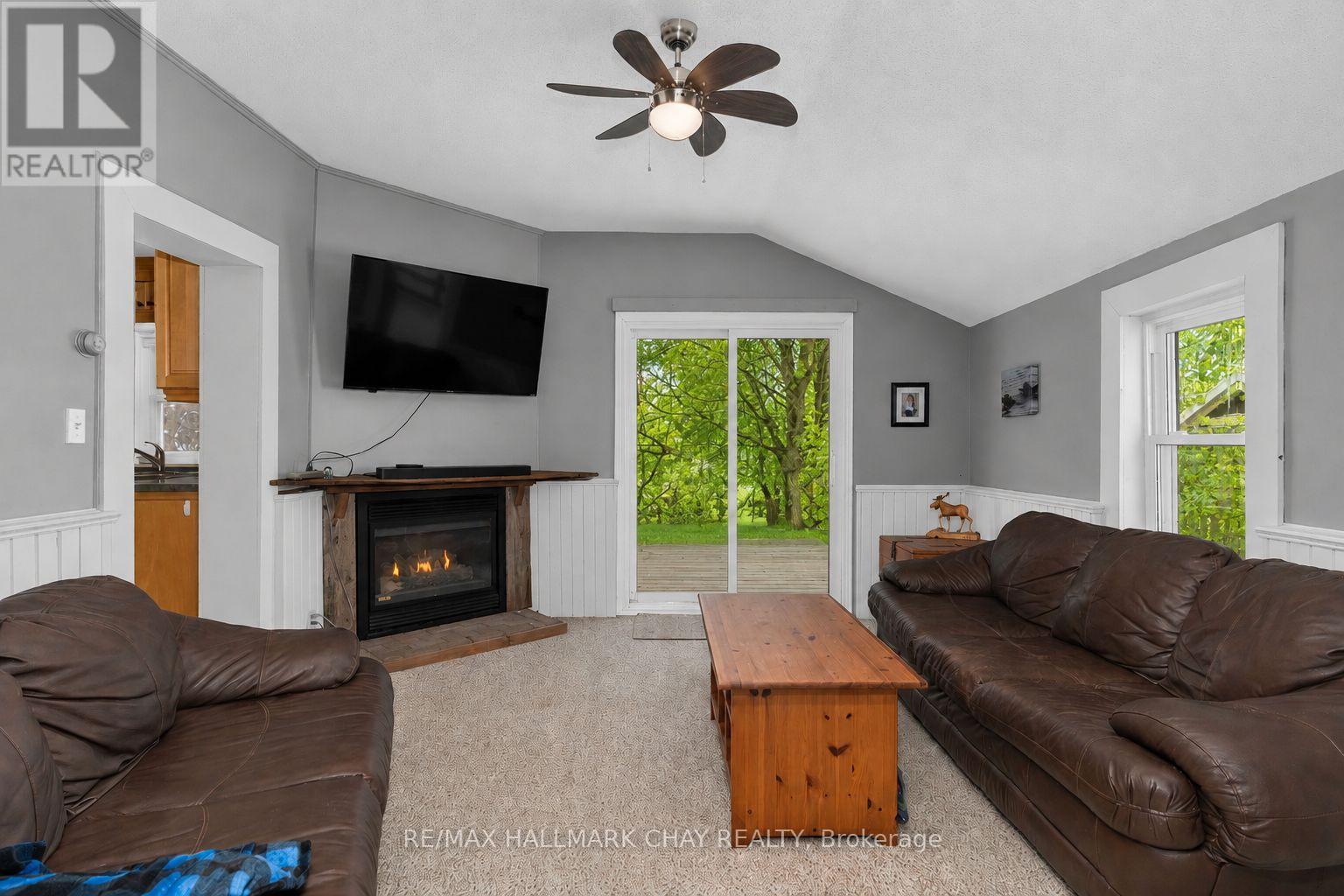 3324 Penetanguishene Road, Oro-Medonte (Craighurst), Ontario  L4M 4Y8 - Photo 13 - S13123658