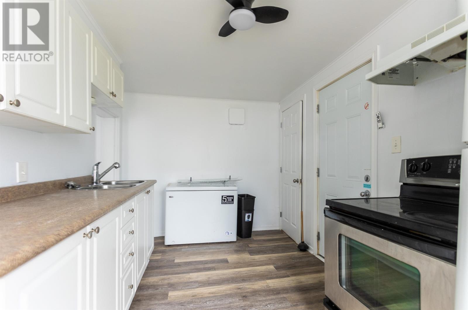 259 Euston Street, Charlottetown, Prince Edward Island  C1B 0A9 - Photo 12 - 202515983
