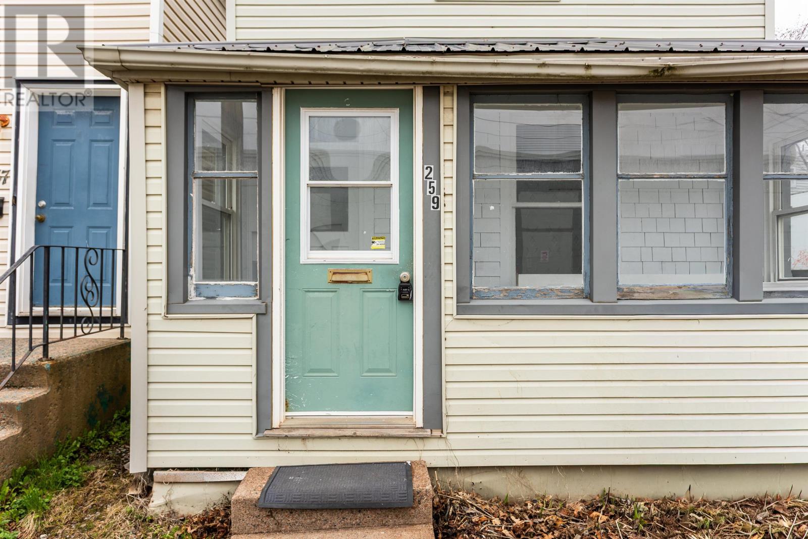 259 Euston Street, Charlottetown, Prince Edward Island  C1B 0A9 - Photo 3 - 202515983