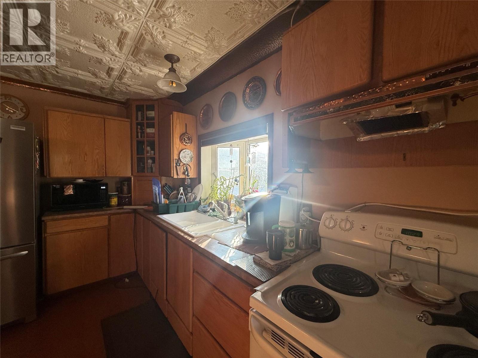 5861 33 Highway, Beaverdell, British Columbia  V0H 1A0 - Photo 16 - 10371100