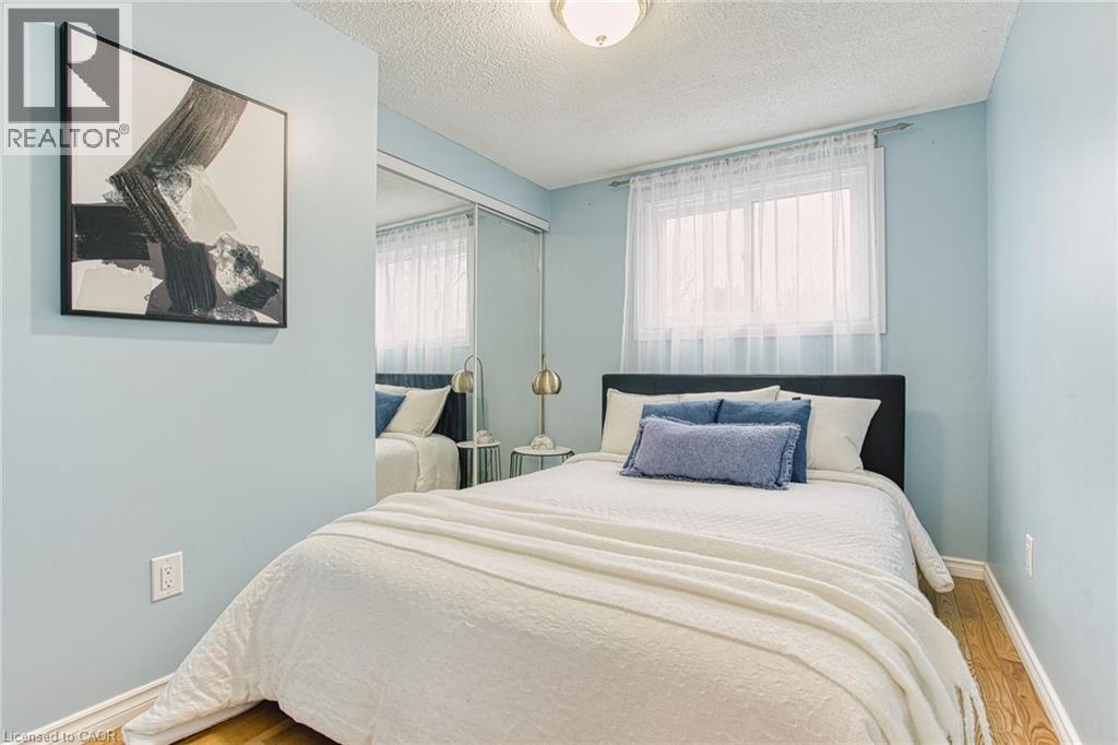 202 Golden Orchard Drive, Hamilton, Ontario  L9C 6J7 - Photo 18 - 40820802