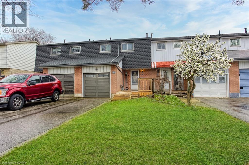 202 GOLDEN ORCHARD Drive, Hamilton, Ontario