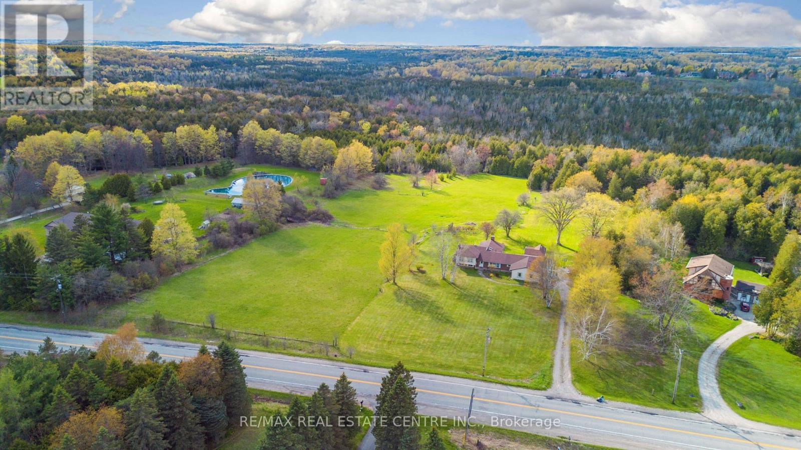 6649 25 Side Road, Halton Hills, Ontario  L7J 2L7 - Photo 3 - W13123432