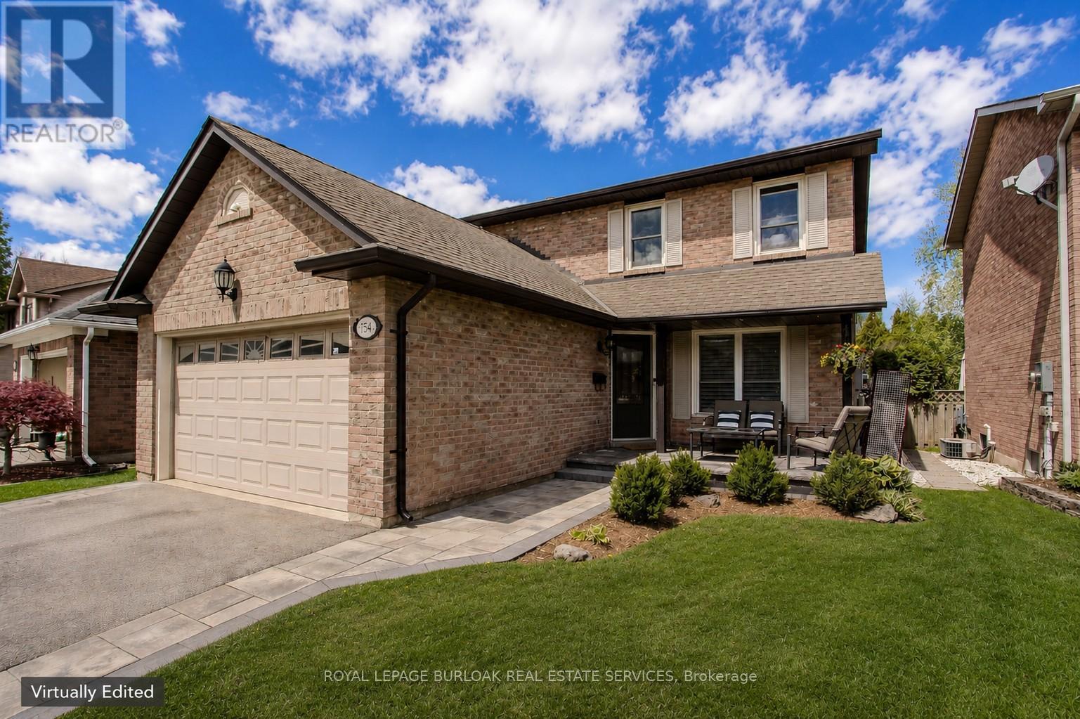 754 Hawkins Crescent, Burlington, Ontario  L7S 2E2 - Photo 2 - W13123444