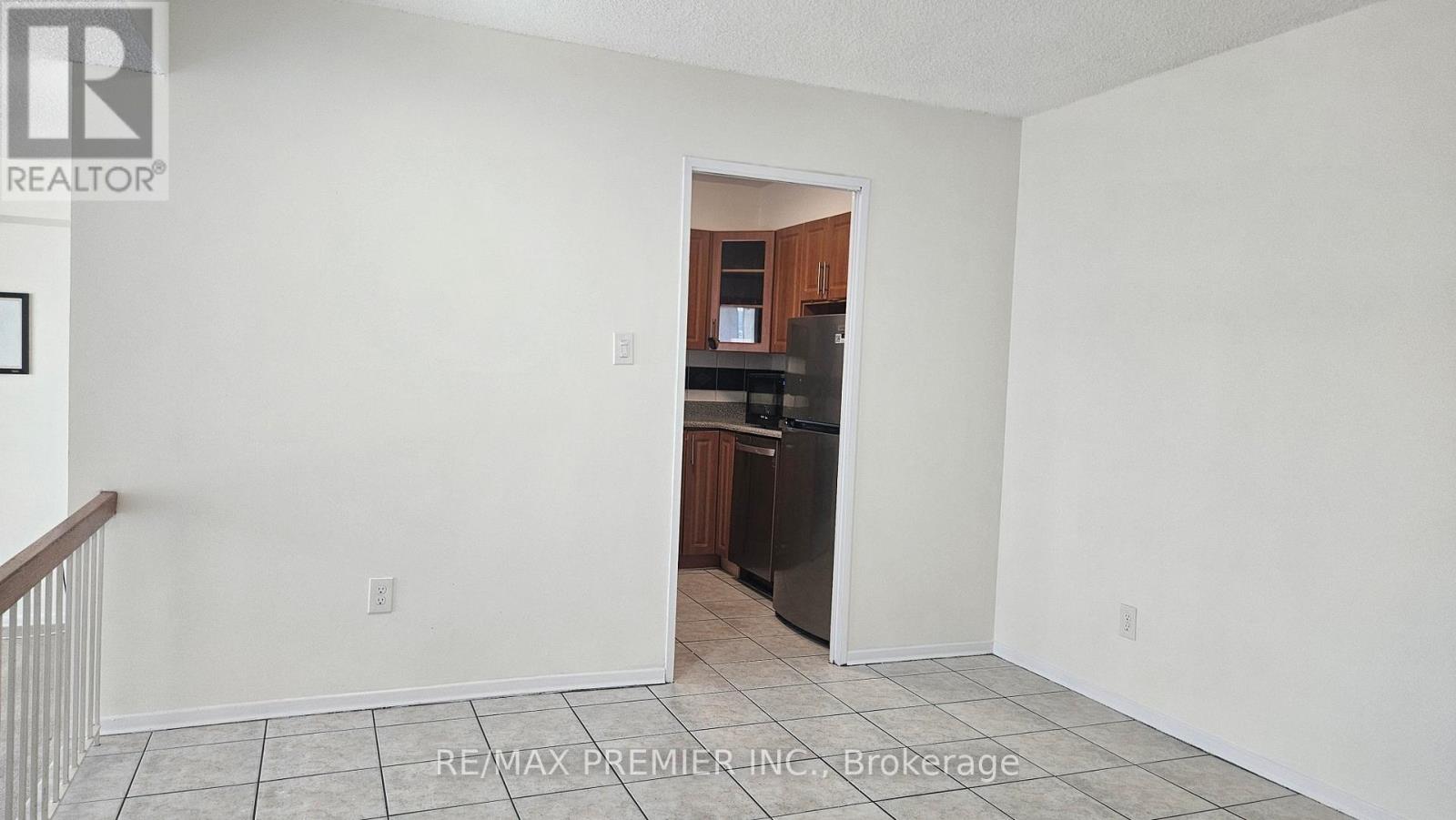 705 - 5 San Romano Way, Toronto, Ontario  M3N 2Y4 - Photo 5 - W13123446