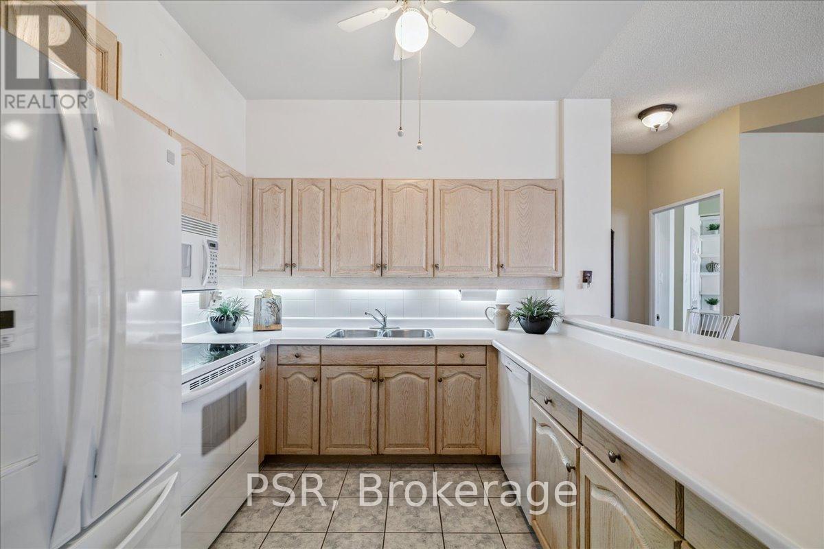 317 - 2511 Lakeshore Road W, Oakville, Ontario  L6L 6L9 - Photo 26 - W13123472