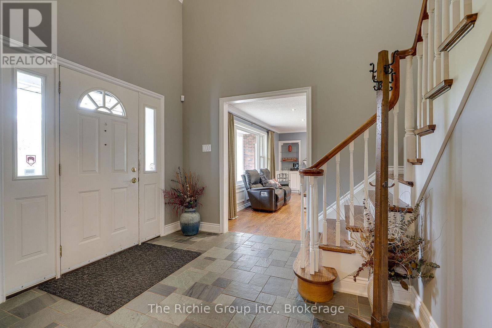 15163 Centreville Creek Road, Caledon, Ontario  L7C 3C3 - Photo 5 - W13123498