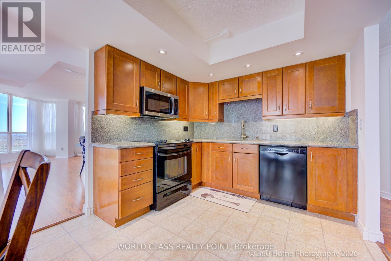 1811 - 55 Kingsbridge Garden Circle, Mississauga, Ontario  L5R 1Y1 - Photo 4 - W13123602