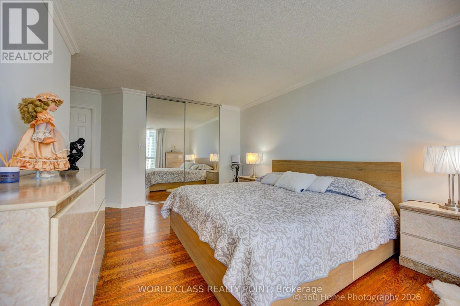 1811 - 55 Kingsbridge Garden Circle, Mississauga, Ontario  L5R 1Y1 - Photo 8 - W13123602