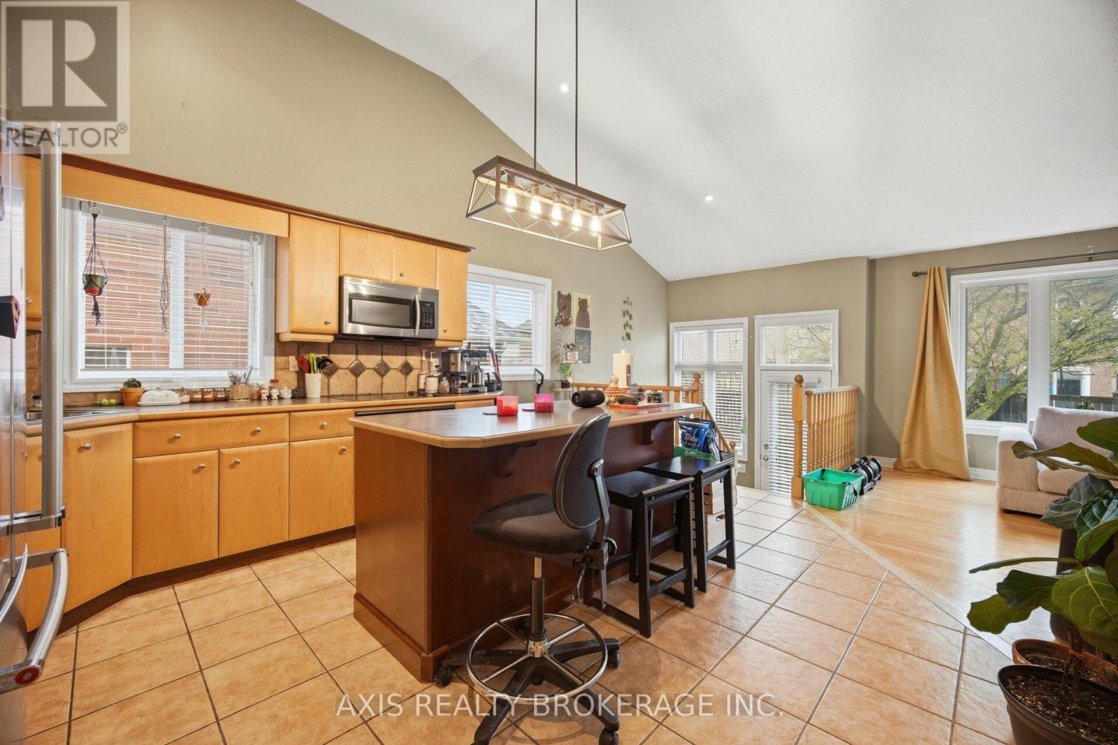 27 Terrastone Court, Caledon, Ontario  L7E 2G7 - Photo 15 - W13123670
