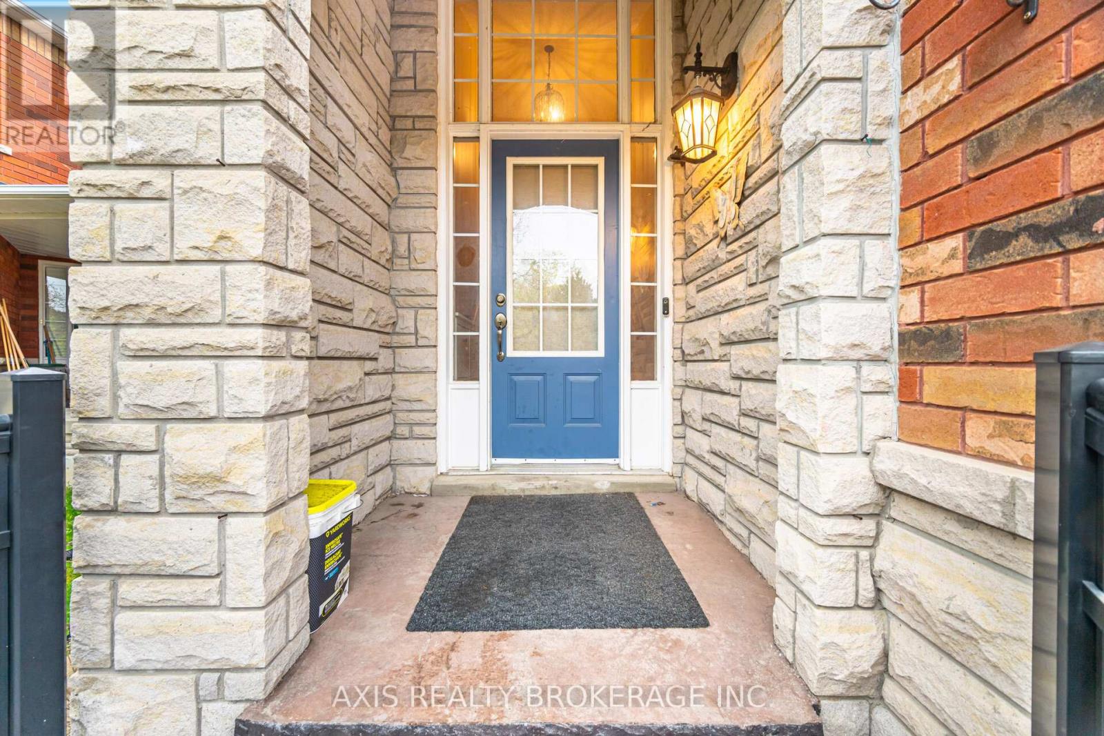 27 Terrastone Court, Caledon, Ontario  L7E 2G7 - Photo 6 - W13123670