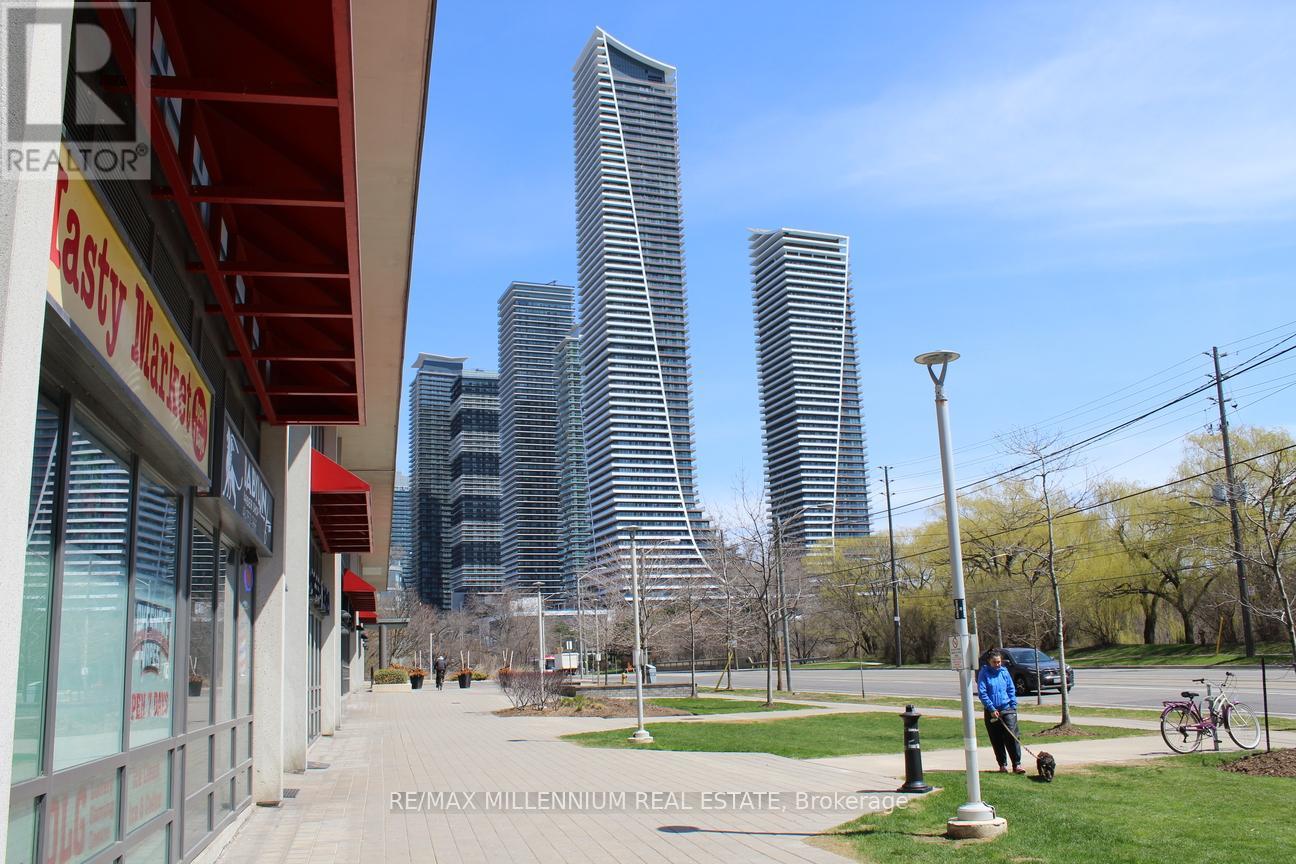 104 - 2240 Lakeshore Boulevard W, Toronto, Ontario  M8V 0B1 - Photo 5 - W13123708