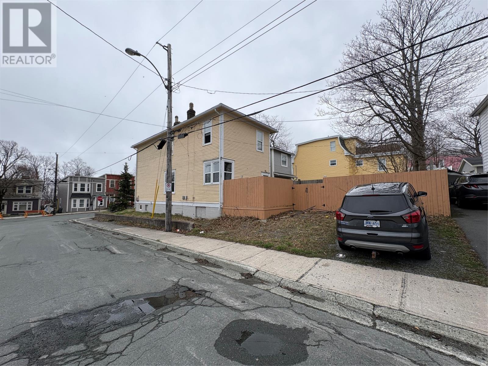 86 Freshwater Road, St John's, Newfoundland & Labrador  A1C 2N7 - Photo 4 - 1297466