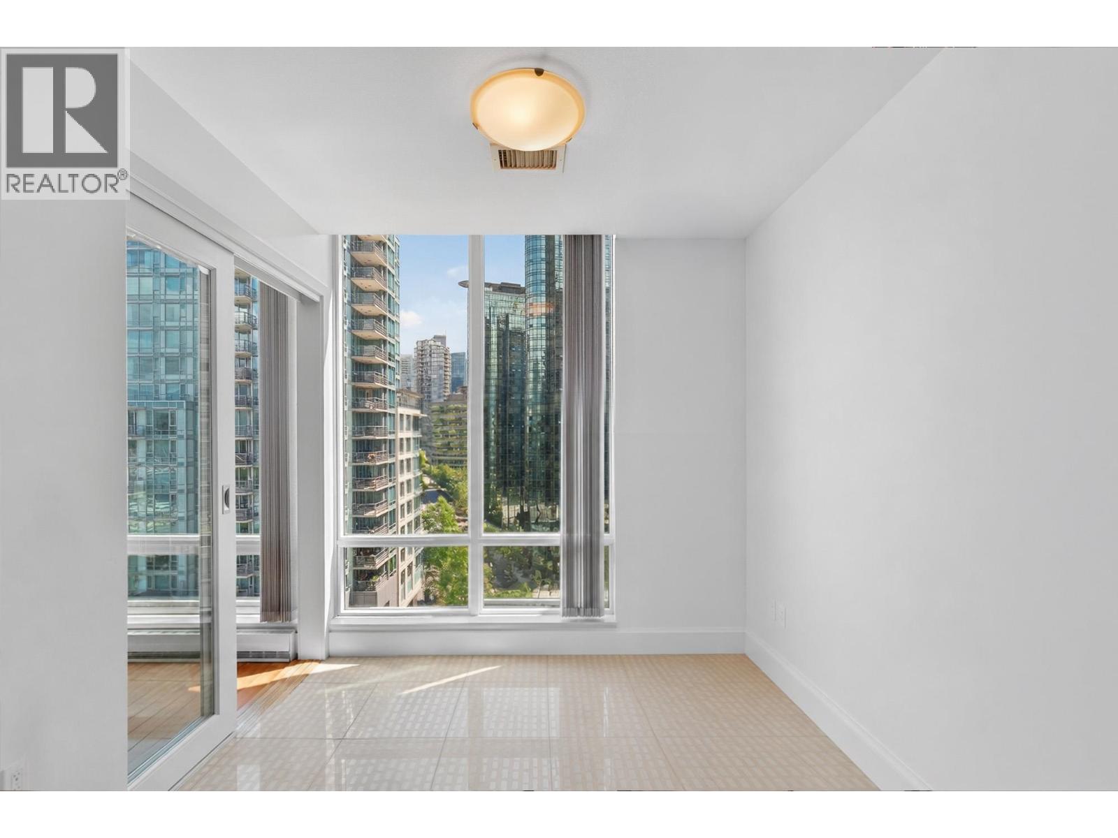 1004 590 Nicola Street, Vancouver, British Columbia  V6G 3J8 - Photo 14 - R3116971